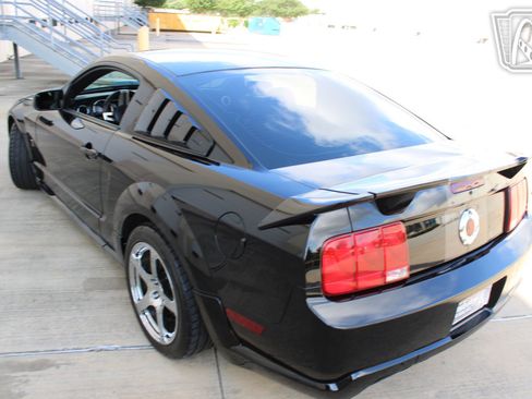 Used 2007 Ford Mustang GT RWD image 35