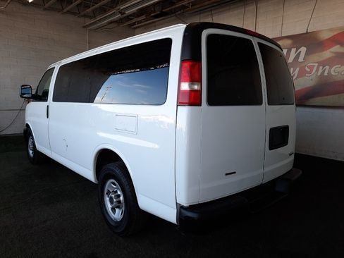 Used 2014 Chevrolet Express 2500 LS image 4