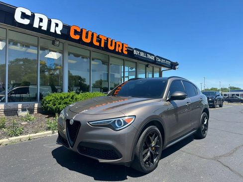 Used 2019 Alfa Romeo Stelvio Ti AWD/4WD image 1