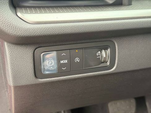 New 2026 Chevrolet Traverse LT w/ Enhanced Driving Package image 25