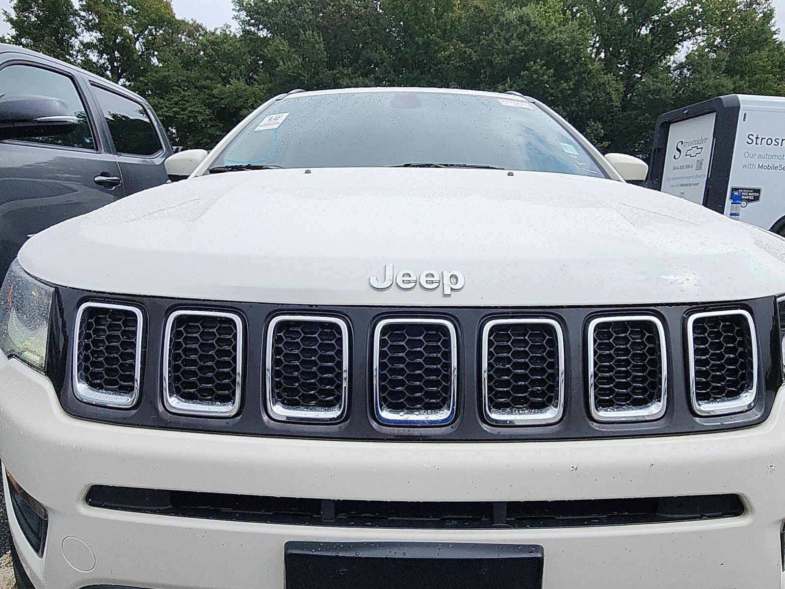 Used 2019 Jeep Compass Latitude w/ Popular Equipment Group AWD/4WD image 10