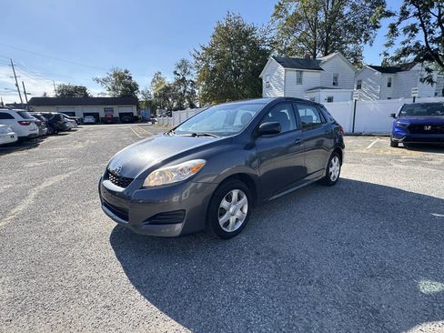 Used 2009 Toyota Matrix Base 4dr Wagon 4A image 31