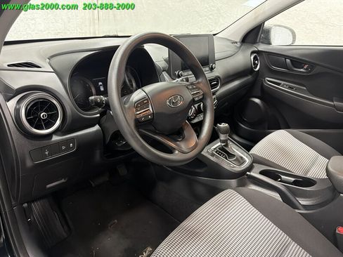 Used 2023 Hyundai Kona SE AWD/4WD image 3