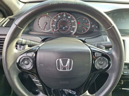 Used 2016 Honda Accord Sport image 20