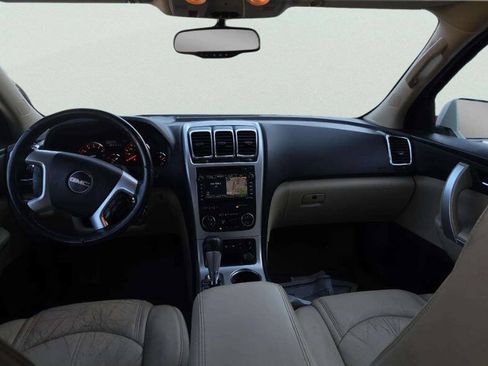 Used 2011 GMC Acadia SLT w/ Technology Package AWD/4WD image 8