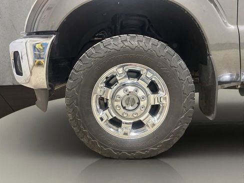 Used 2016 Ford F250 Lariat w/ Chrome Package AWD/4WD image 25