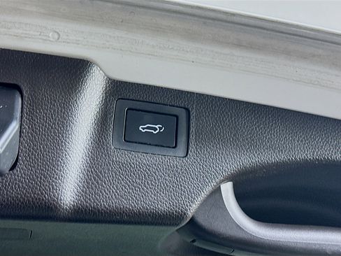 Used 2017 Hyundai Santa Fe Sport image 30