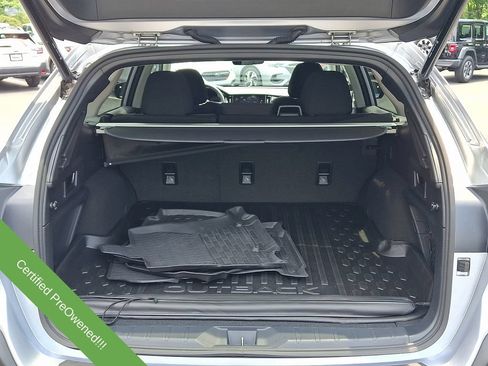 Used 2025 Subaru Outback Premium AWD/4WD image 28