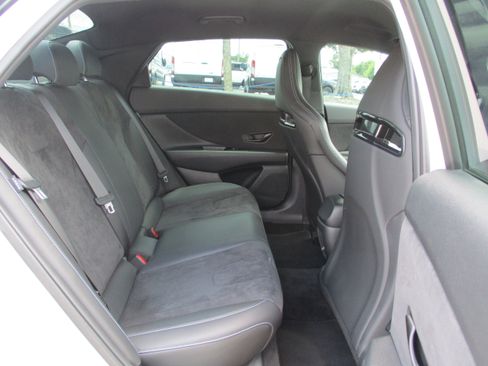 Used 2025 Hyundai Elantra N FWD image 13