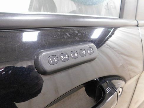 Used 2021 Ford EcoSport SE image 13