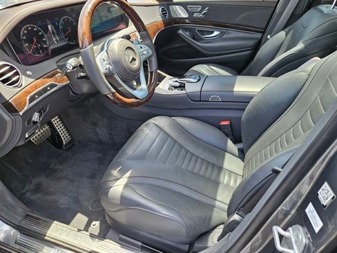 Used 2018 Mercedes-Benz S 560 Sedan image 16