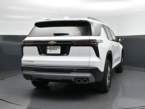 New 2026 Chevrolet Traverse LT image 7