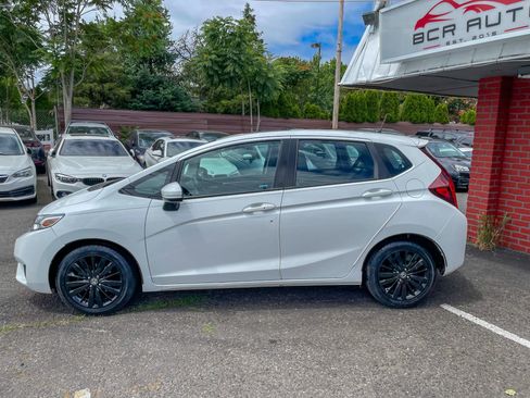 Used 2015 Honda Fit EX image 8