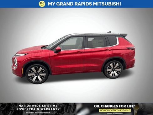 New 2026 Mitsubishi Outlander SEL image 4