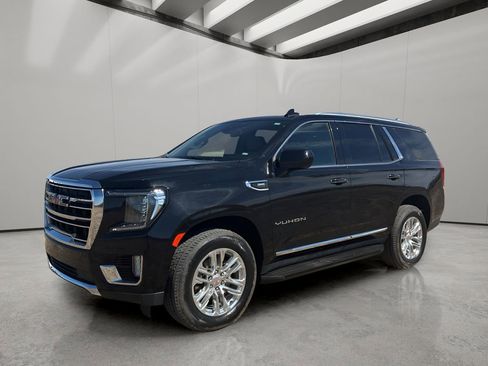 Used 2024 GMC Yukon SLT image 1