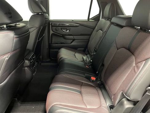 New 2025 Honda Pilot Black Edition image 22