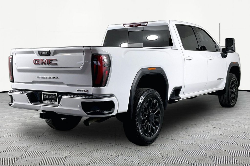 Used 2024 GMC Sierra 2500 AT4 w/ Technology Package AWD/4WD image 6