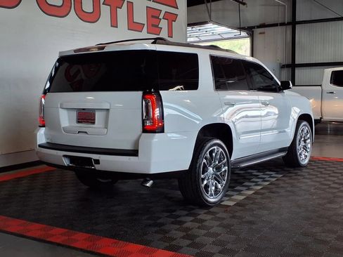 Used 2018 GMC Yukon SLT w/ Premium Edition AWD/4WD image 8