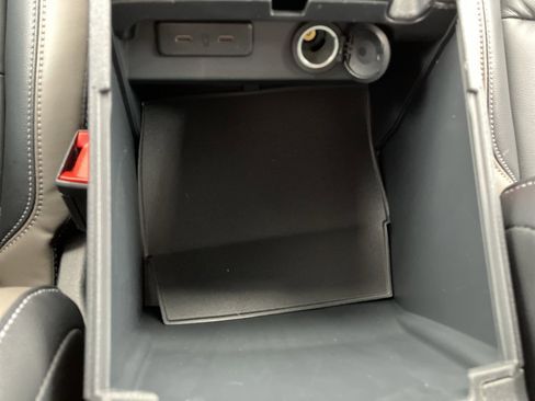 Used 2025 Ford Bronco Outer Banks image 24