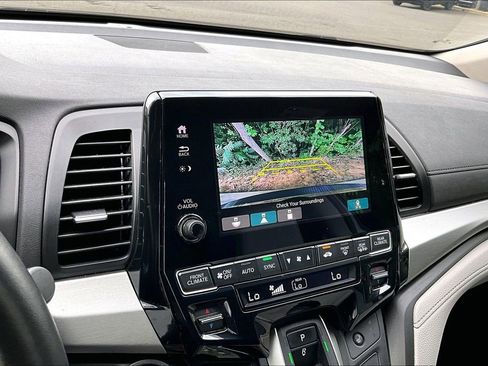 Used 2024 Honda Odyssey EX-L image 13