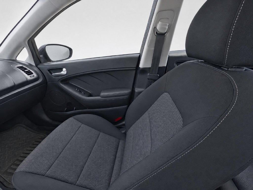 Used 2018 Kia Forte LX FWD image 29
