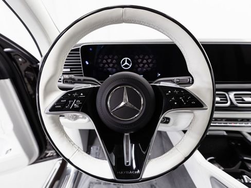 Certified 2024 Mercedes-Benz Maybach GLS 600 4MATIC image 12