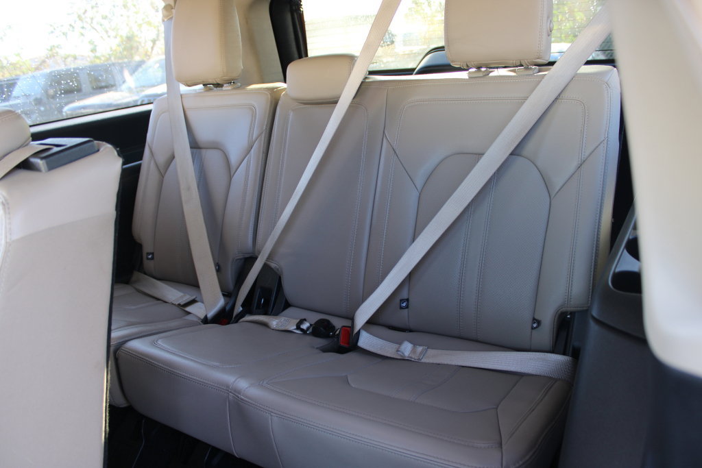 Used 2024 Ford Expedition Max Limited RWD image 16