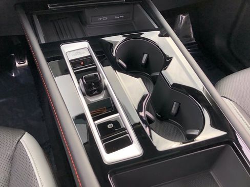 New 2026 Volkswagen Atlas Peak Edition AWD/4WD image 29