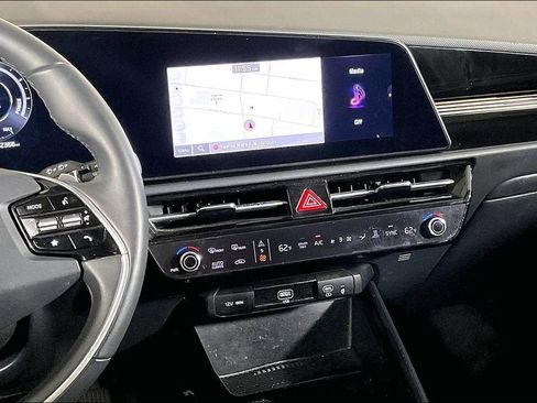 Used 2024 Kia Niro Wind FWD image 5