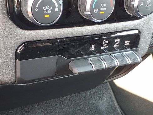 New 2026 RAM 1500 Tradesman AWD/4WD image 32