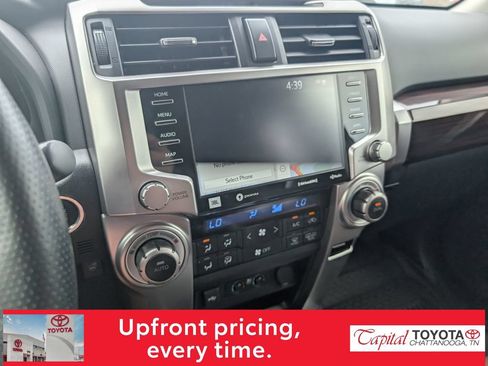 Used 2023 Toyota 4Runner Limited AWD/4WD image 22