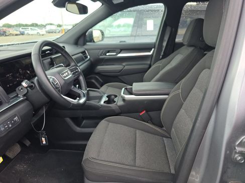 Used 2025 GMC Terrain Elevation AWD/4WD image 6