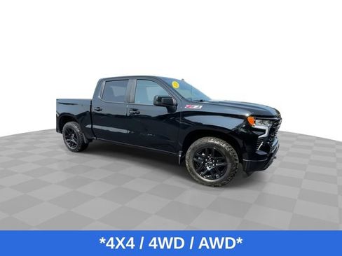 Used 2022 Chevrolet Silverado 1500 RST AWD/4WD image 2