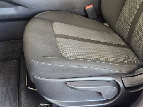 Used 2023 Kia Sorento LX AWD/4WD image 13