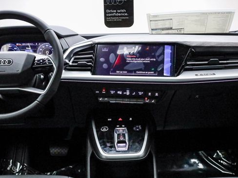 New 2026 Audi Q4 e-tron Premium image 16