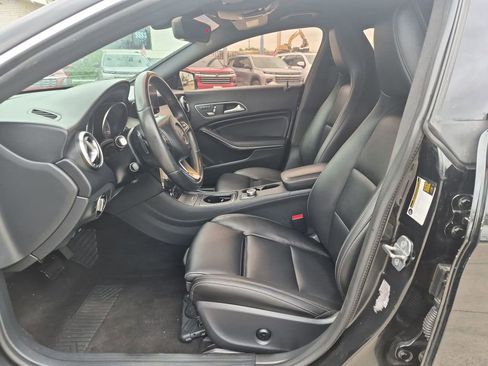 Used 2019 Mercedes-Benz CLA 250 image 11