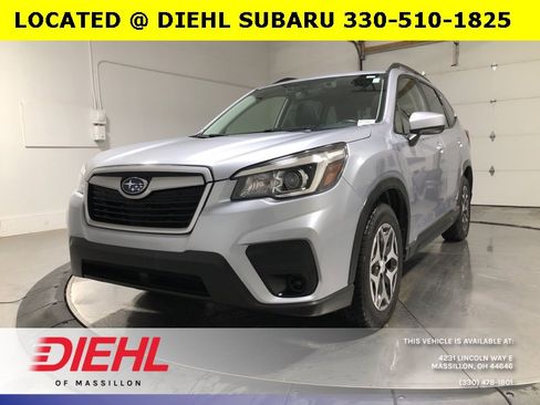 Used 2020 Subaru Forester Premium image 3