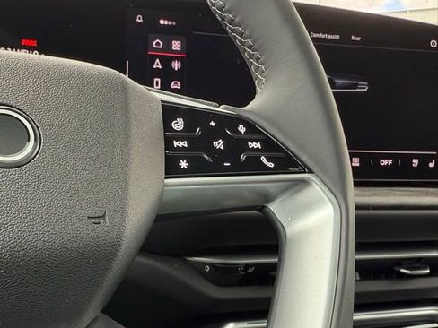 New 2025 Audi Q5 Premium Plus image 23