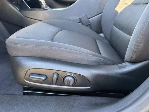 Certified 2023 Chevrolet Malibu LT image 16