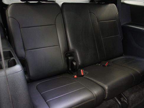 Used 2020 Chevrolet Traverse RS w/ LPO, Floor Liner Package FWD image 19