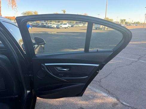 Used 2018 BMW 330i Sedan w/ Convenience Package image 16