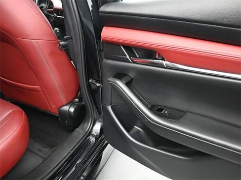 Used 2024 MAZDA MAZDA3 Hatchback w/ Appearance Package image 20