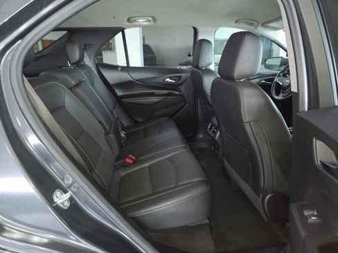 Used 2018 Chevrolet Equinox Premier FWD image 25