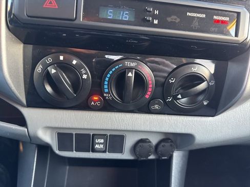 Used 2013 Toyota Tacoma 4x4 Access Cab image 18