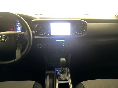 Used 2021 Toyota Tacoma TRD Off-Road image 13