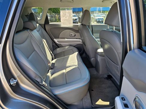 Used 2016 Kia Soul EV + w/ Paint Protection Film Package FWD image 26