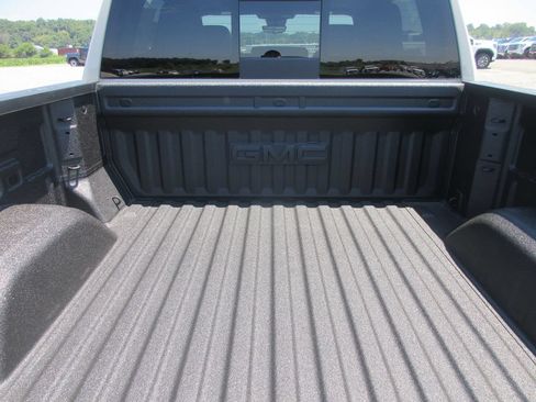 New 2026 GMC Sierra 1500 AT4 w/ AT4 Premium Package AWD/4WD image 6