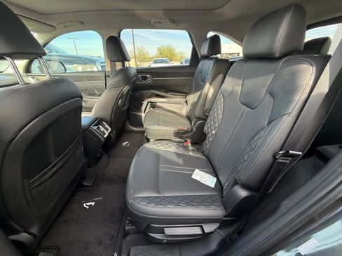 Used 2022 Kia Sorento SX Prestige image 10
