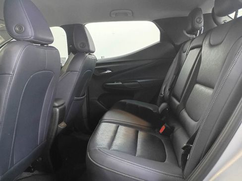 Used 2022 Chevrolet Bolt EUV LT w/ Convenience Package image 19