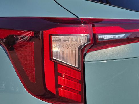 New 2026 Kia Seltos S image 12